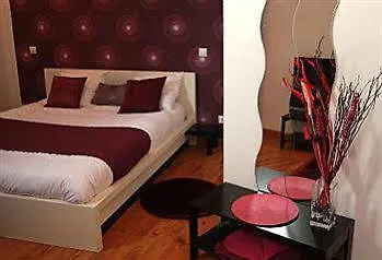 Hotel M